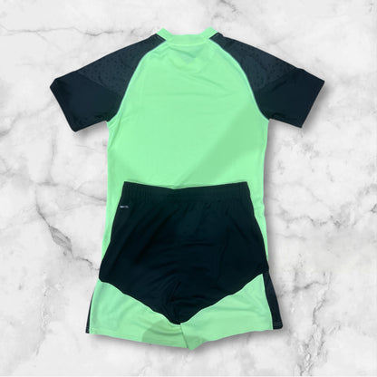 Conjunto deportivo Puma manga corta shorts